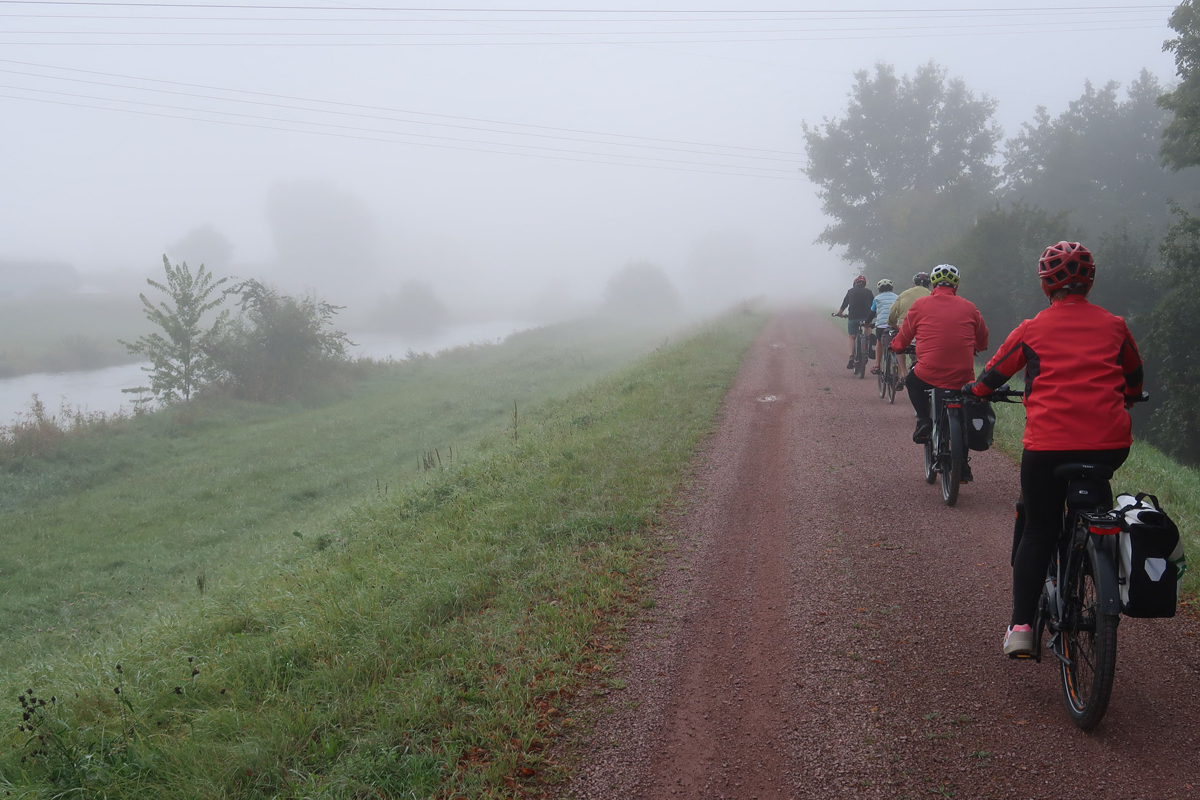 Leider dichter Nebel morgens bei unserer Tour am Flüsschen Elz